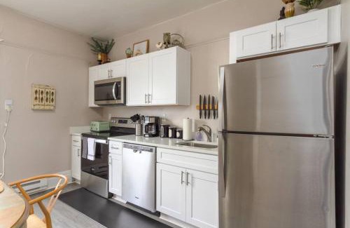 West Central Apartamento | Historic 2 KING BED 1 Bath Near Downtown Spokane