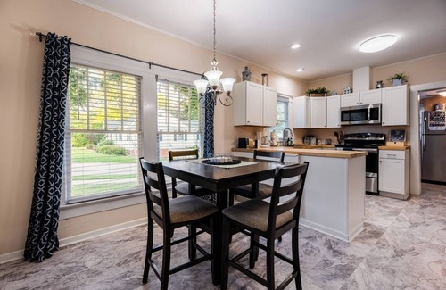 Cary Casa | Historic 2BR Walk to Dining Porch and Yard