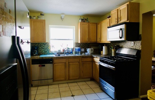 Whittier Casa | Historic 3 bedroom Home in the Center of Denver