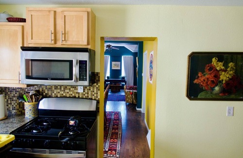 Whittier Casa | Historic 3 bedroom Home in the Center of Denver
