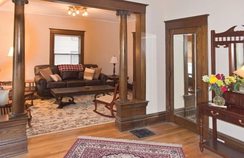 Grand Rapids Casa | Historic 3 bedroom home 2 blocks from Medical Mile