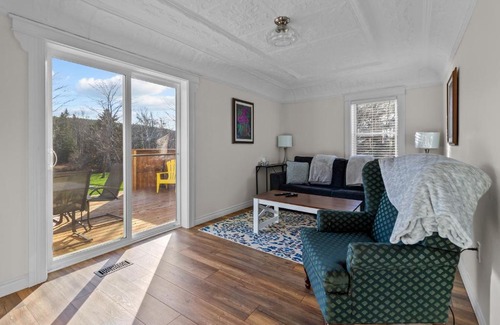 Holyrood Casa | Historic 3br W Modern Comforts In Holyrood