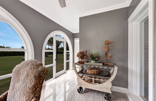 Vero Beach Casa | Historic 5-Acre Grand Estate-center of town. 4 miles to beach!