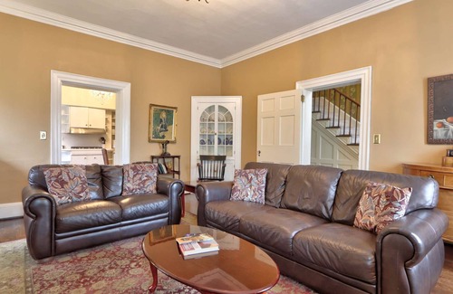 Geneva Casa | Historic 98: Game room, fire pit and dog friendly!