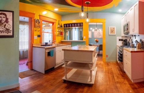 University Heights Casa | Historic Arthouse Pool Retreat