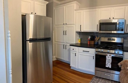 Benson Casa | Historic Benson Bliss, Relax in Fenced Yard
