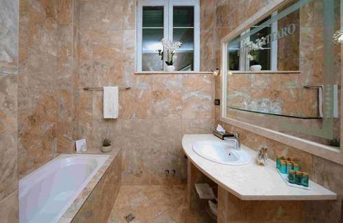 Kotor Old Town Hotel | Historic Boutique Hotel Cattaro