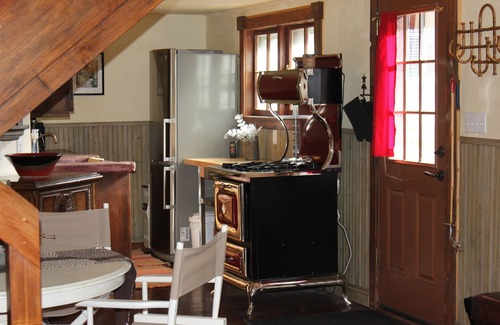 Historic District Cabina | Cabin Histórico! ¡Céntrico! 2 cuadras de Main St. A pie de todo!
