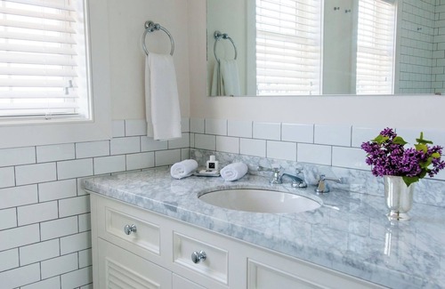 Cape May Hotel | Historic Cape May Charm – Oceanfront Stay w/ Modern Perks, Pool & Near Downtown