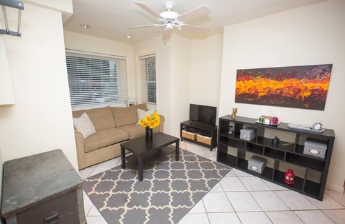 Near Northeast Apartamento | Historic Capitol Hill meets trendy H Street