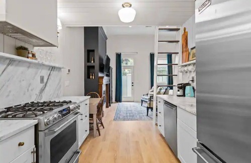 Riverton Casa | Historic Carriage House