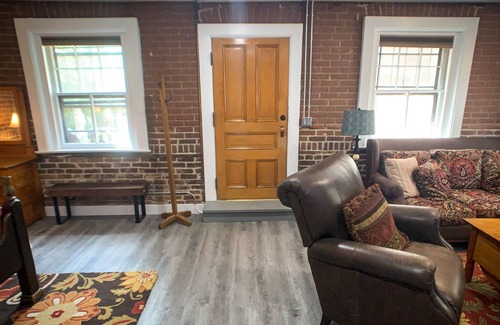 City Park West Apartamento | Historic Carriage House Guest Suite WalkScore 91