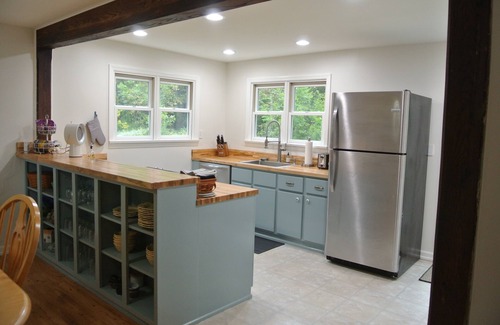 Mount Tremper Casa | Historic Catskills Farmhouse with Mountain Views with H/S Inter Net Remote Work