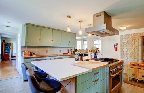 Town of Olive Casa | Historic Catskills farmhouse with sweeping views