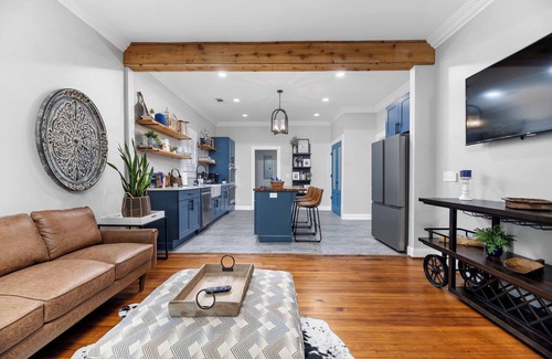 Columbus Casa | Historic Charm Bibb City Mill House ~ River Walk, Event Center, Veteran Owned