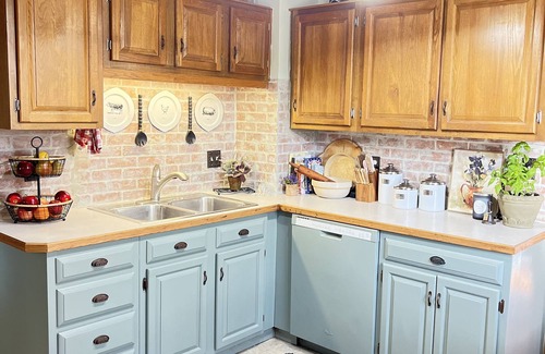 Salina Cabaña | Historic charm, college proximity, and local flavor – your cozy, retreat awaits!