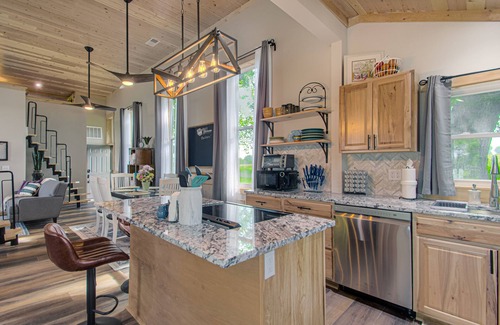 Paola Cabaña | Historic Charm Meets Modern Comfort on the Kansas Prairie