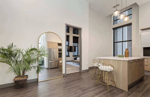 Downtown Chicago Apartamento | Downtown Charm: 2BR, Comfort, Great Amenities