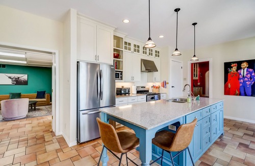 Oak Park - Northwood Casa | Historic charmer with a pool, gardens, gym, & game room- dogs ok