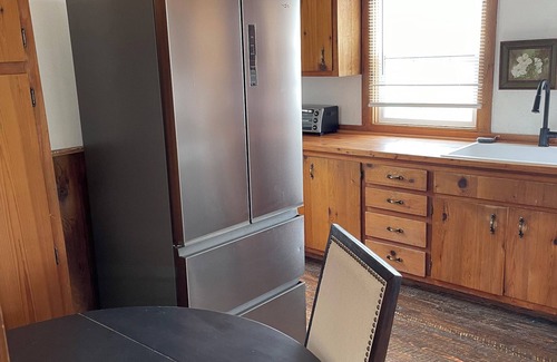 Stevensville Cabaña | Historic cottage in Stevensville with views of the mission mountains. RV parking