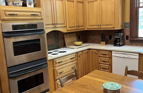 Springfield Casa | Historic country 5 BR estate in Springfield; near Nashville, Clarksville
