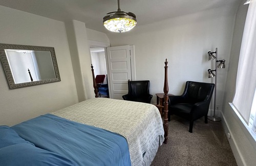 Modesto Otro | Historic Country Comfort Remodeled Home with lots of parking