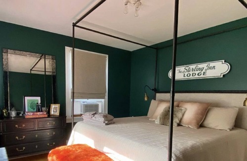 Newfoundland Casa | Historic Creekside 1.5 acre Private Family Home in the Mountains!