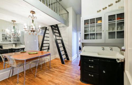 Decatur Apartamento | Historic Decatur Apt with City Square Views