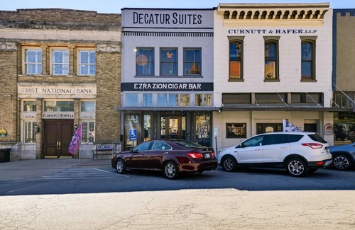 Decatur Apartamento | Historic Decatur Apt with City Square Views