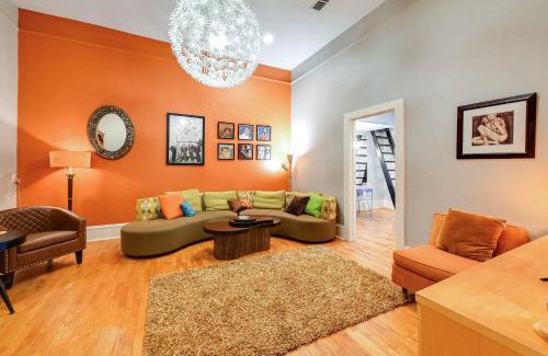 Decatur Apartamento | Historic Decatur Apt with City Square Views