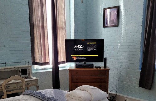 Historic District - North Apartamento | Historic District-Bay Street Condo-Spectacular Studio Suite
