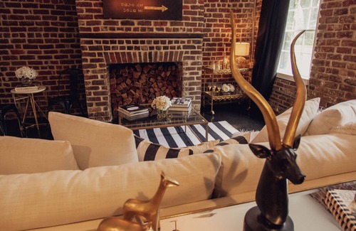 Beach Institute Apartamento | Historic Downtown Chic - Award Winning Renovation in Enchanting Savannah