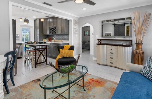 Punta Gorda Cabaña | Historic Downtown Punta Gorda Cottage with Private Pool