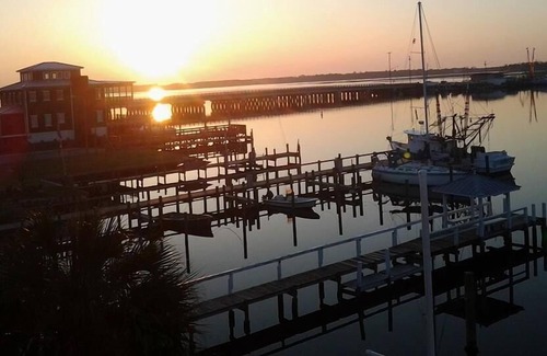 Swansboro Apartamento | Centro histórico de Swansboro. A pie de tiendas, restaurantes, actividades acuáticas