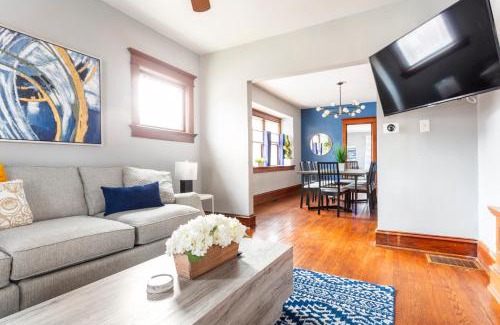 South Hyde Park Casa | Historic Family Getaway, 5 Star Location, Royal Beds