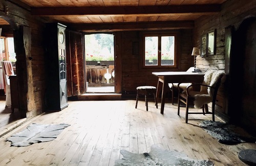 Unterwoessen Casa | Historic farmhouse in the Bavarian alps