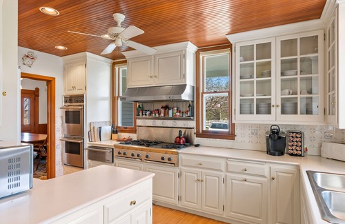 Elkhorn Casa | Historic Farmhouse with 157 acres- Elkhorn, WI. Featuring Horse Stable!