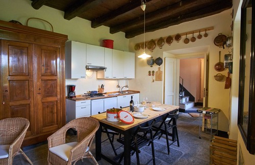 Cissano Casa | Histórica casa unifamiliar de cuatro habitaciones con maravillosa vista al lago