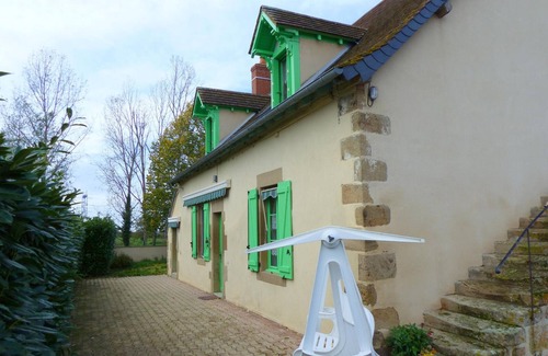Saint-Aubin-le-Monial Cabaña | Casa de campo con jardín privado, cerca de Bourbon-l'Archambault, ideal para familias y curistas