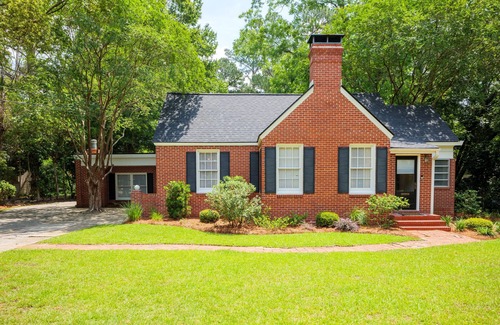 Valdosta Casa | Historic Gem on Williams St. Centrally Located in Valdosta Georgia
