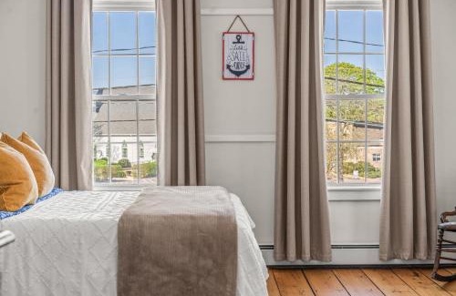 Mystic - New London Casa | Historic Gurdon Allyn House 6BR in Downtown Mystic