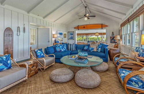 Mokuleia Casa | Historic Hawaii Beachfront Estate w/ Modern Design