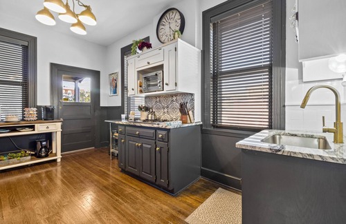 Kansas City Casa | Historic Holmes Place + Min from Downtown