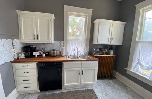 Terre Haute Casa | Historic Home | Central Location & Pet-Friendly