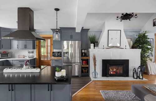 Wilmington Casa | Historic Home, Centrally Located w/ Mtn Views!
