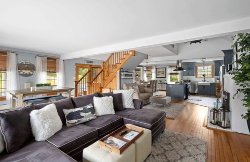 Wilmington Casa | Historic Home, Centrally Located w/ Mtn Views!