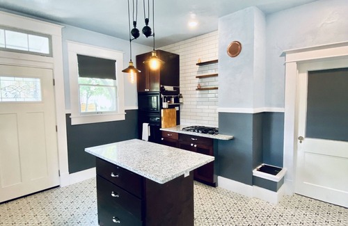 Eastside Promise Neighborhood Casa | Historic Home Downtown San Antonio Minutes from The Pearl/Riverwalk