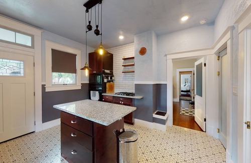 Eastside Promise Neighborhood Casa | Historic Home Downtown San Antonio Minutes from The Pearl/Riverwalk