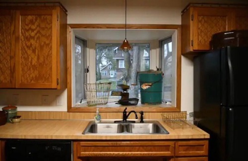 Bismarck Casa | Historic home in Cathederal district 2 min from downtown