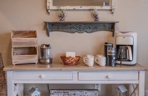Clinton Casa | Historic Home in Downtown Clinton